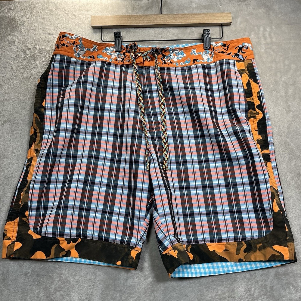 Robert Graham Swim Trunks Men's Board Shorts Size‎ 38 Lined Colorful Plaid Camo